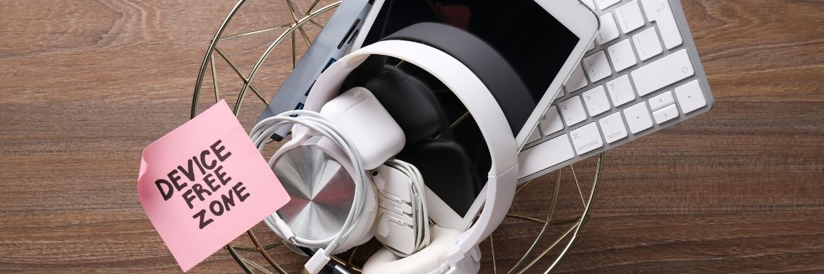 Digital Detox: How to Take Control of Screen Time
